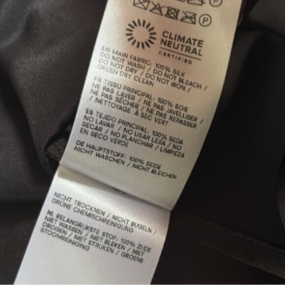 NEW Reformation Layla Silk Midi Skirt Elastic Waist in Black | US 4 UK 8 - Picture 9 of 10